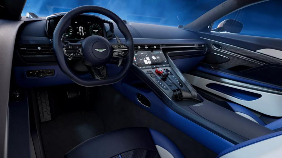 Η νέα Aston Martin DB12 S έφτασε με 700 άλογα!